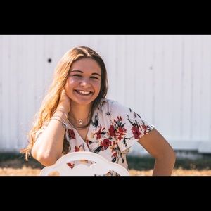 Meet your Posher, Rachel